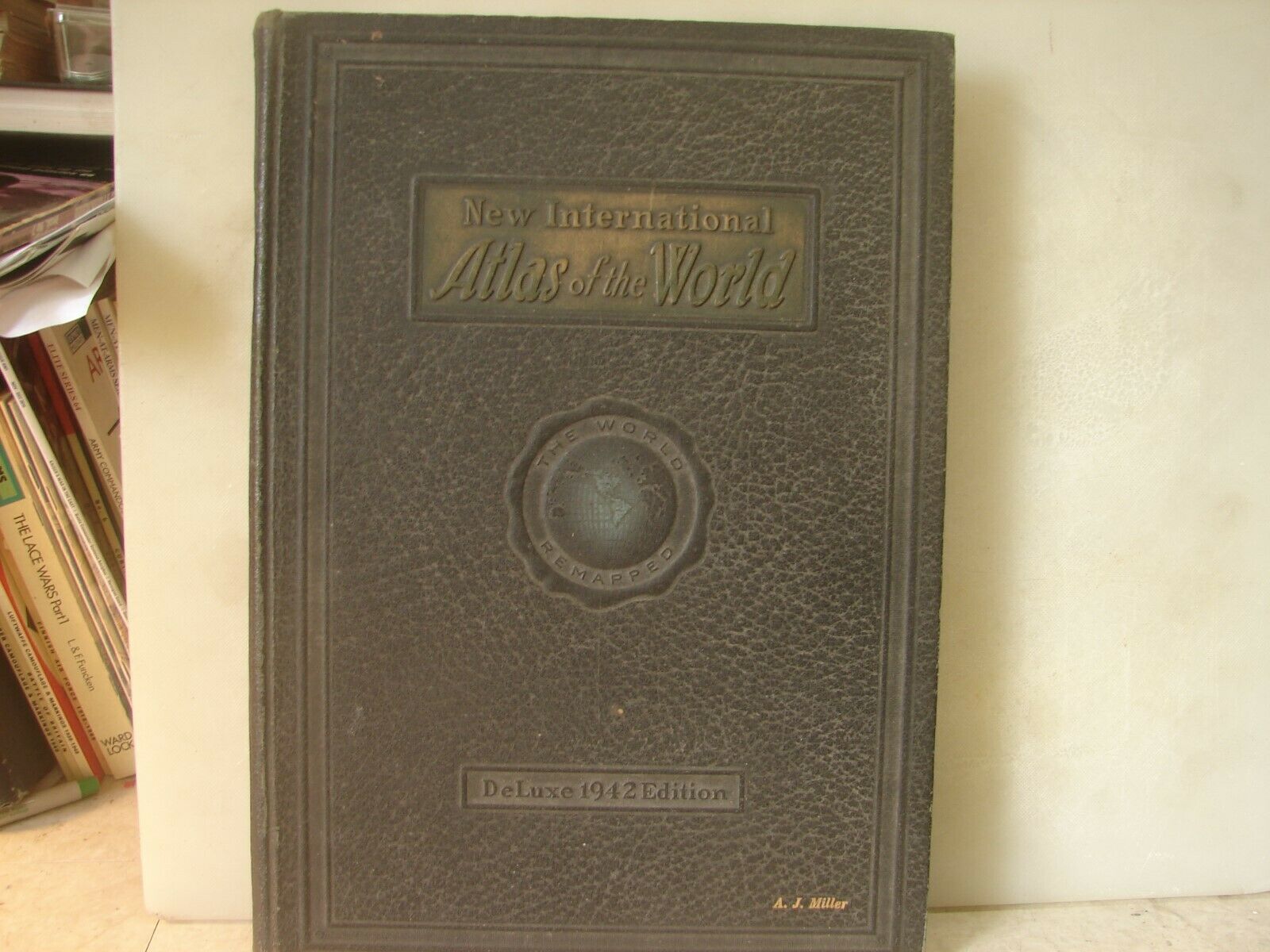 New International Atas of the World Deluxe 1942 Edition